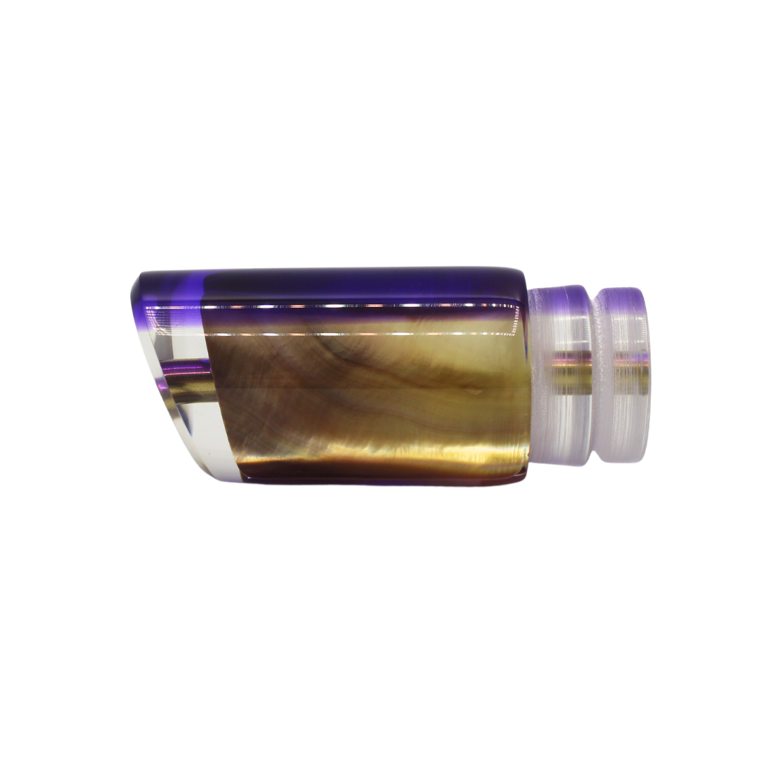 Señuelo para pesca deportiva y señuelo de troleo Crampton Baits. Modelo Quarter Toner en color Morado y concha crema. Marea Alta (mareaalta.mx) único distribuidor de Crampton Baits en México.